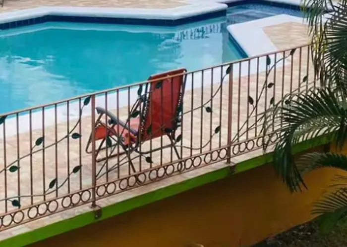 Montego Bay, Ironshore Luxury Gold Apartamento *