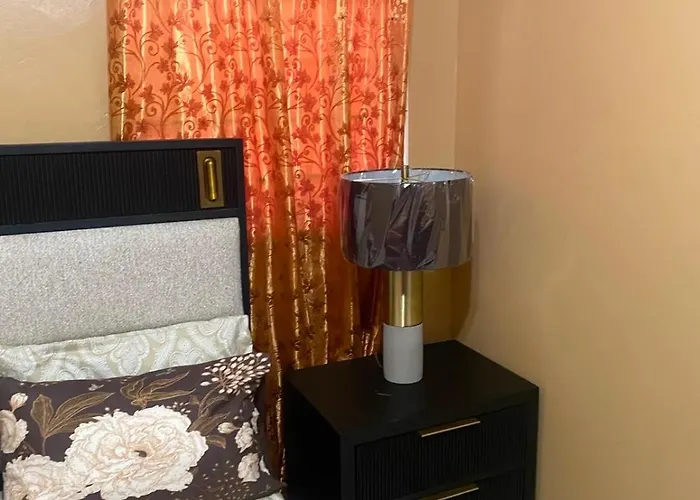 Montego Bay, Ironshore Luxury Gold *