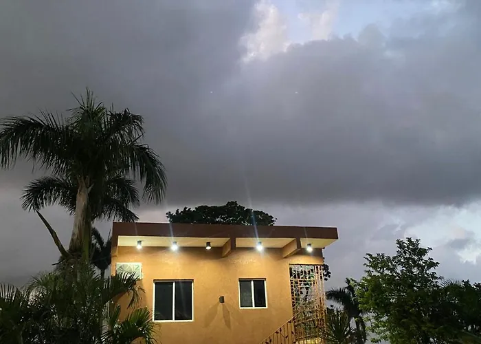 Montego Bay, Ironshore Luxury Gold