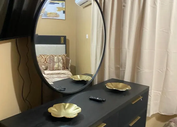 Montego Bay, Ironshore Luxury Gold *